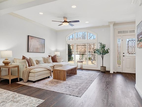 4th image of 4028 Franks Creek Dr
