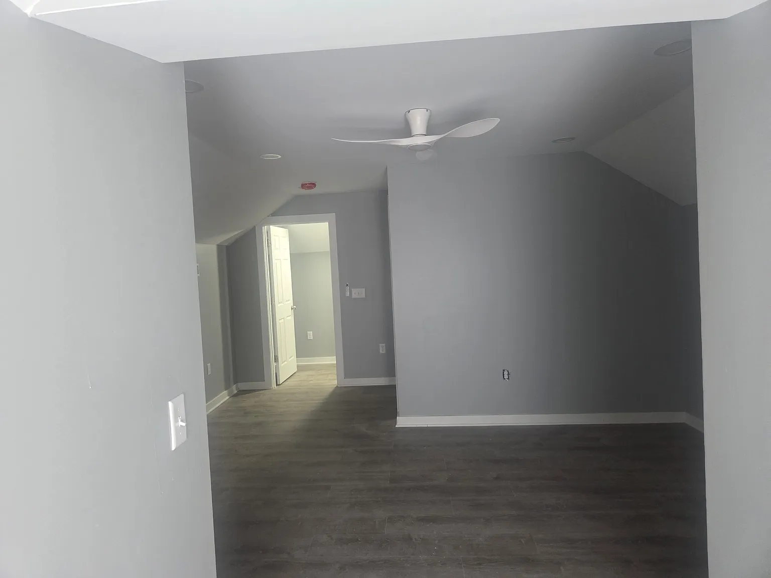 3 bed, 980 sqft, $1,395 — Photo 3