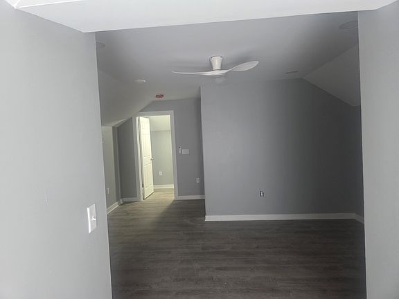 3rd image of 1518 W 13th St