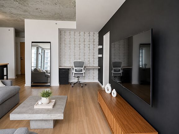 5th image of 659 W Randolph St #1415