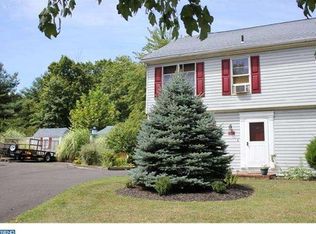 13 Joelle Way, Telford, PA 18969