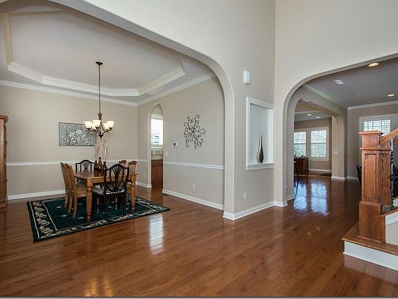 4th image of 3012 Steffan Woods Dr
