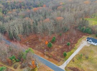 2 Mine Rd, Easthampton, MA 01027