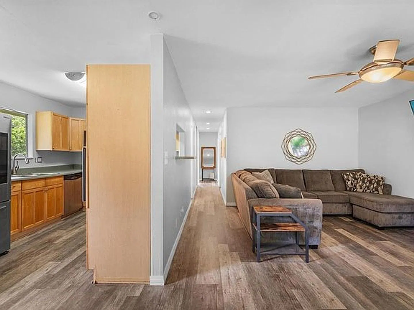 Furnished 3-Bedroom, 2-Bath Home in Hawaiian Beaches | Pets Welcome | $2,200/Month — Photo 4