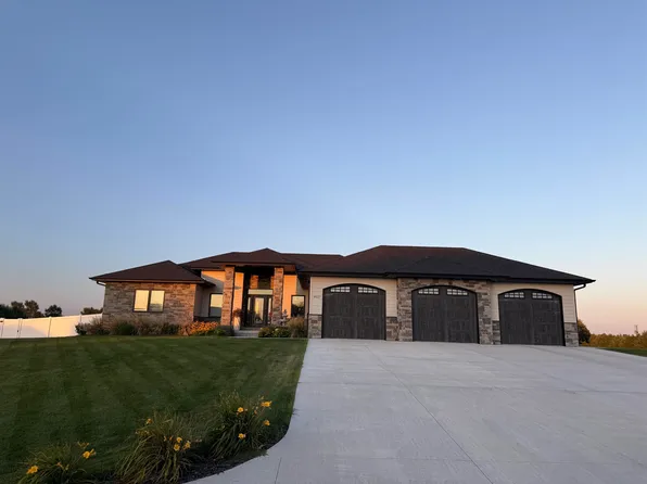 9527 S Sierra, North Platte, NE 69101