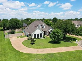 701 Putter Ct, College Station, TX 77845