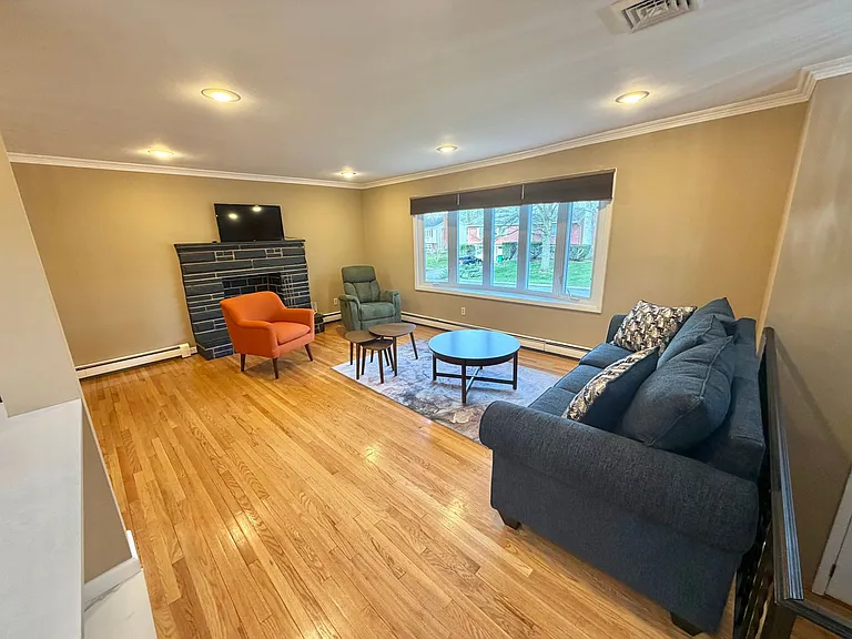 29 Carriage Hill Ln — Photo 11