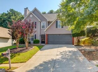971 Sugar Oak Ln, Lawrenceville, GA 30043