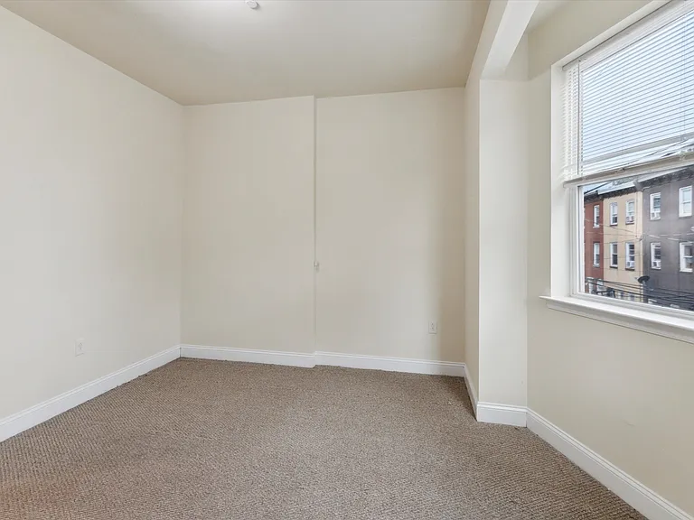 1733 N Gratz St #B — Photo 10