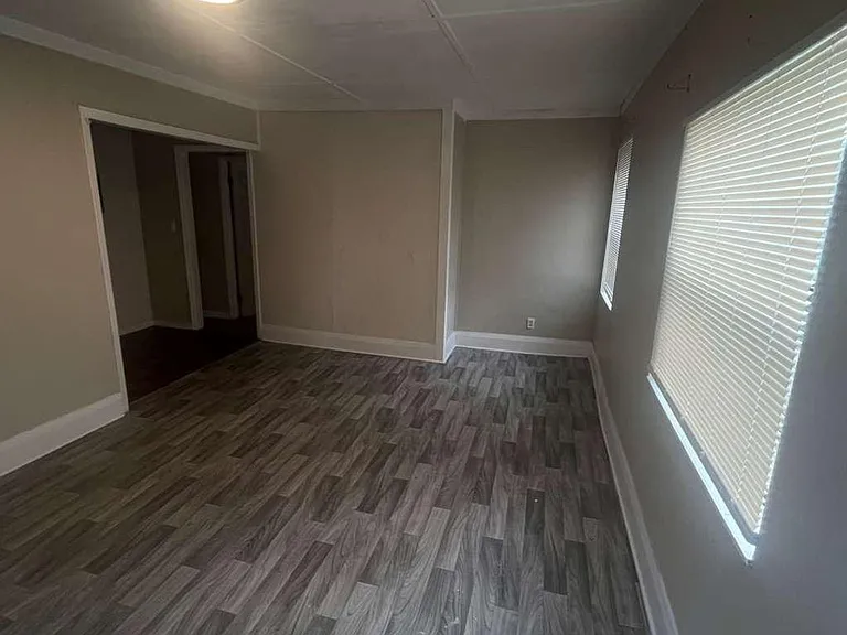 3619 Seminole Ave — Photo 4