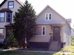 8532 S Escanaba Ave, Chicago, IL 60617