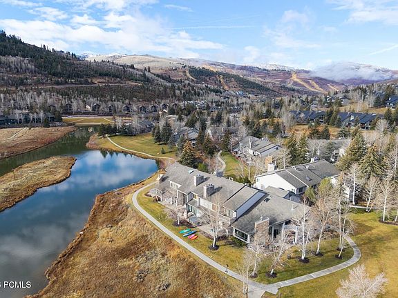 3rd image of 1628 Deer Valley Dr N