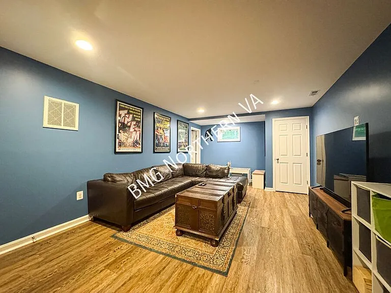 4800 Occoquan Overlook — Photo 42