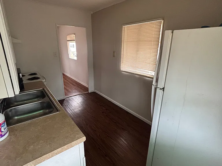 6725 Wanda Ave — Photo 11