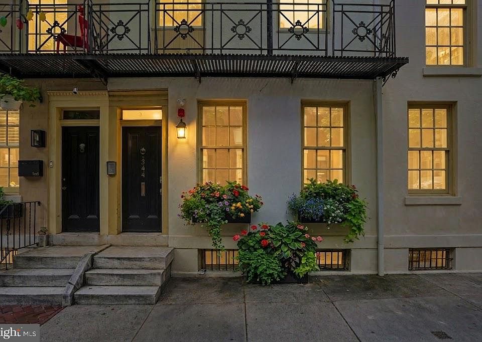1st image of 344 S 15th St #1