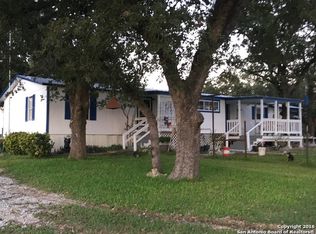 12016 Fm 539, La vernia, TX 78121