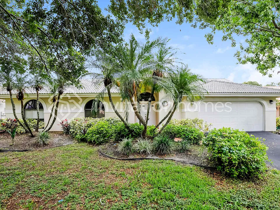 5166 NW 99th Way