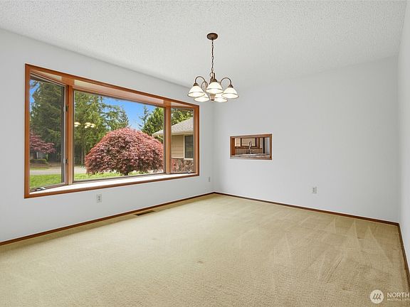 5th image of 707 Wily Street NW