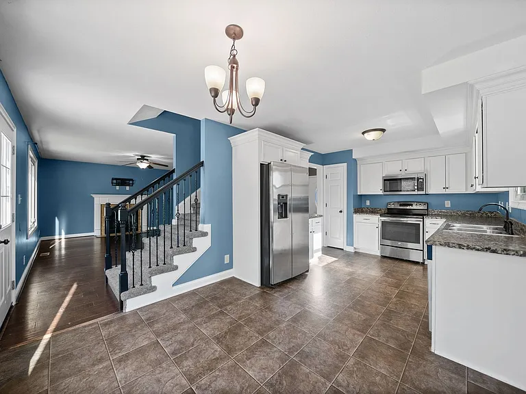 3469 Bradfield Dr — Photo 10