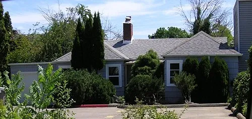 316-02 - 311 - 317 - 321 - 327 - 329 NW 18th St. Corvallis, OR 97330 Photo 1
