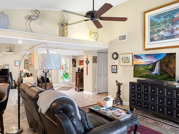 4th image of 8458 Jackie Dr