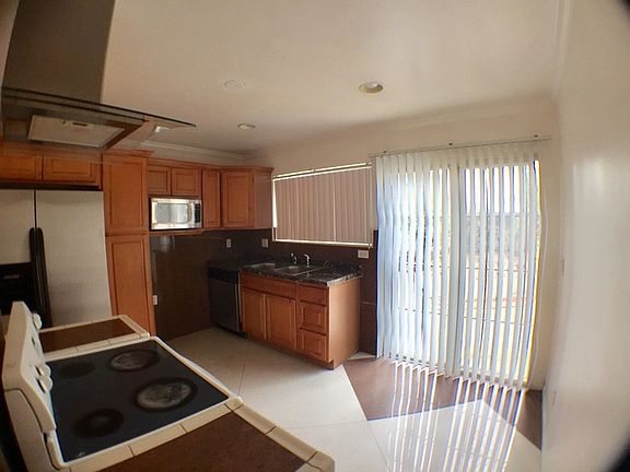 5th image of 5833 Old Memory Ln