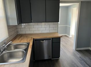625 W Omar St, Struthers, OH 44471