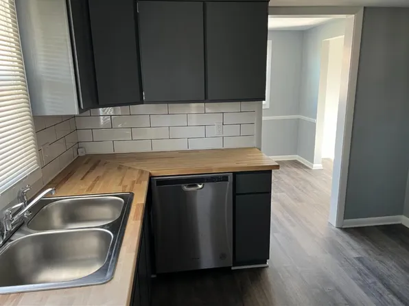 625 W Omar St, Struthers, OH 44471