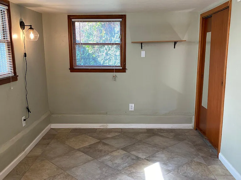2516 N St #4 — Photo 15