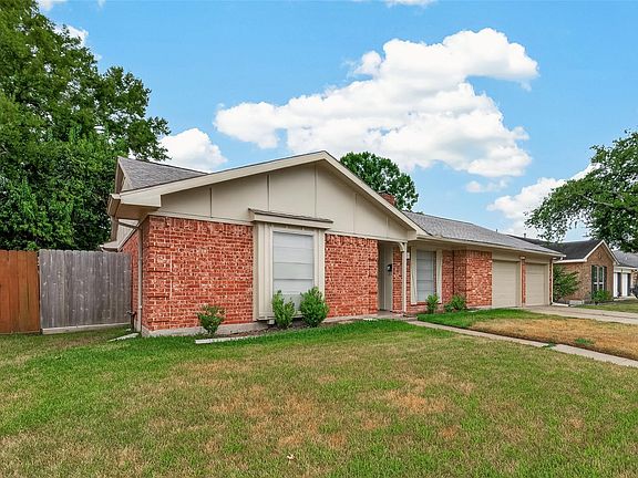 2nd image of 8807 Langdon Ln