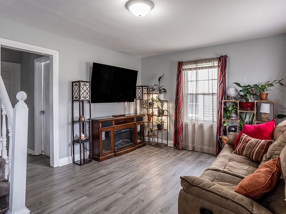 4th image of 4352 Fletcher Ave