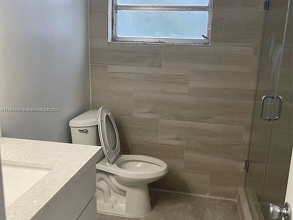 4th image of 500 NE 26th St APT 3D