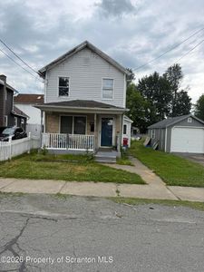 340 Delaware St, Jermyn, PA, 18433