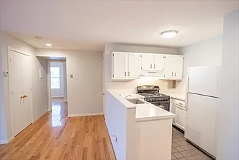 255 Beacon St #4C — Photo 7