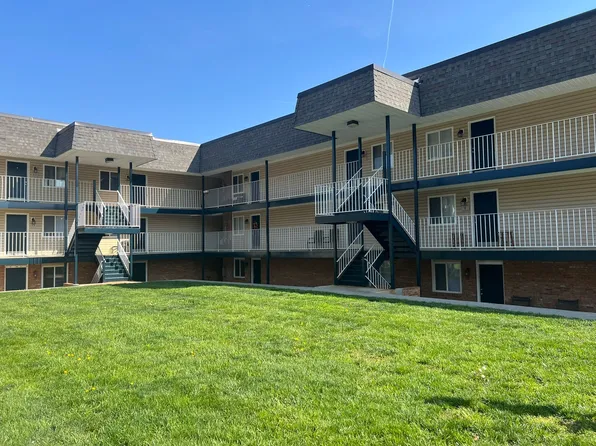 Oak Grove Village Apartments