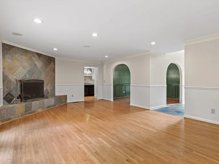 3019 Wingfield Ct — Photo 9