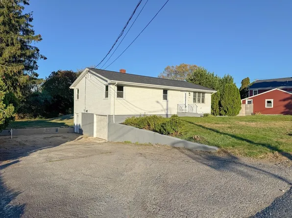 19 Richard Rd, Swansea, MA 02777