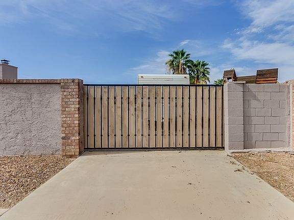 2nd image of 9224 W Calle Lejos