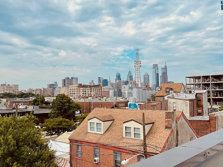 555 N Lawrence St #2R — Photo 1