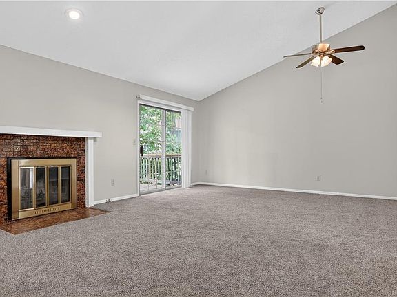 4th image of 7806 N Oregon Ave
