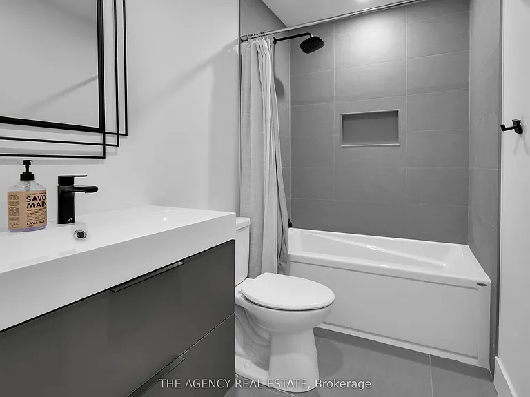 8464 Adams Ct — Photo 18