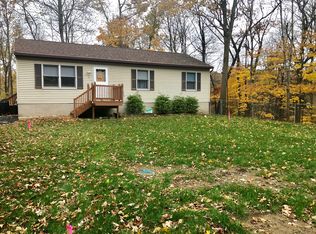 37 Dupont Ave, Hopatcong, NJ 07843