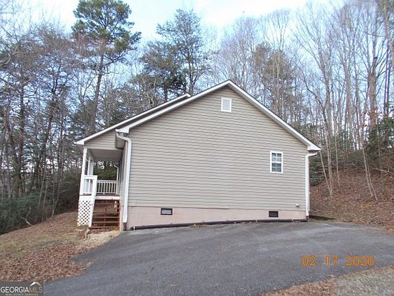 4th image of 124 Tradewinds Rd