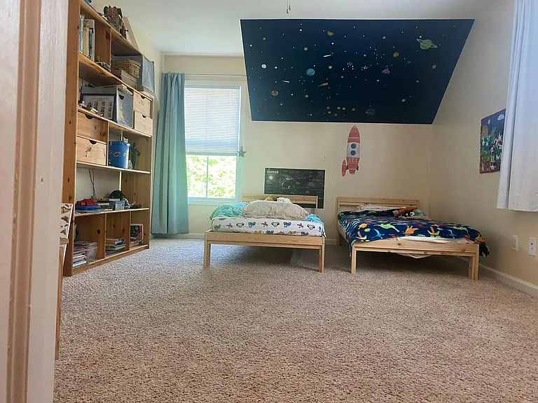 Bedroom 4: Will come with Queen bed