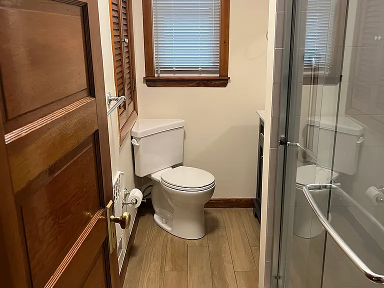 10 Antrim St #2 — Photo 15