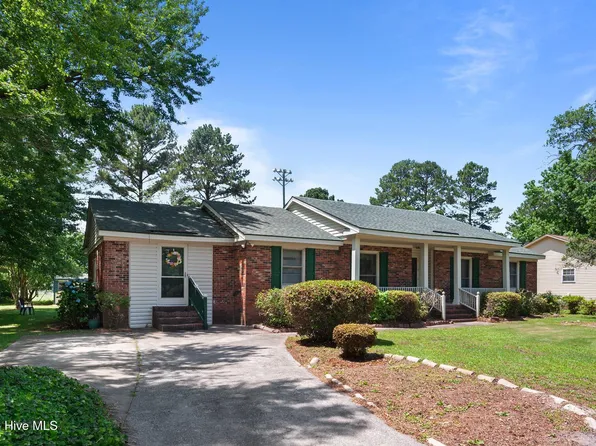 214 Allendale Drive, Greenville, NC 27834