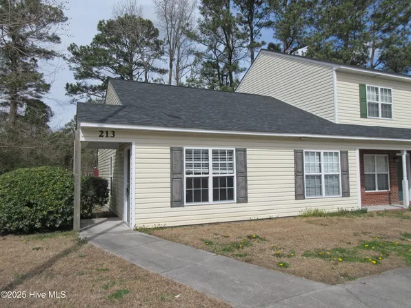 213 Palace Circle, Jacksonville, NC 28546
