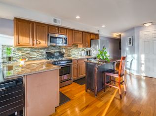 737 S 11th St #B, Philadelphia, PA