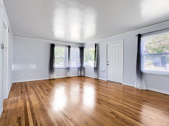 5th image of 9320 SE Yamhill St