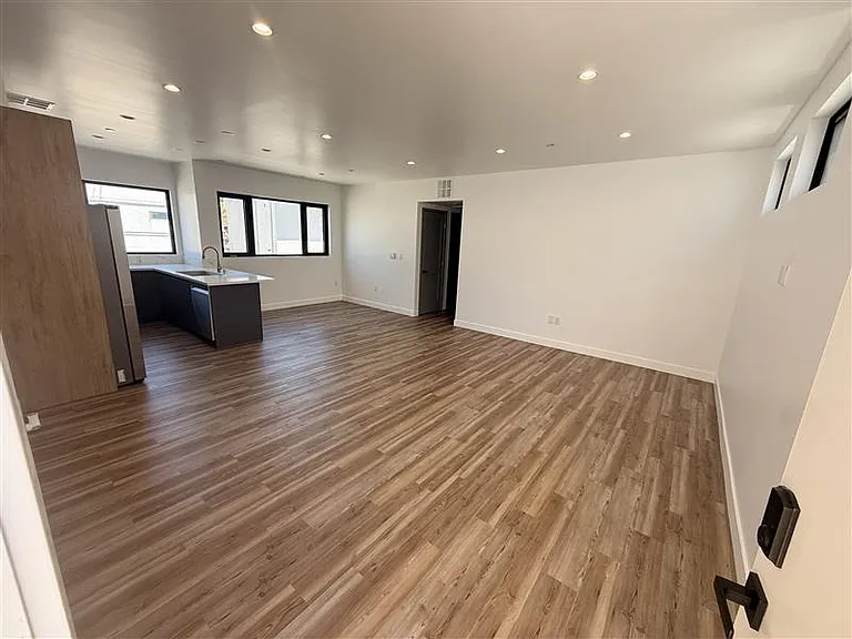 Casa Pacifica — Photo 77